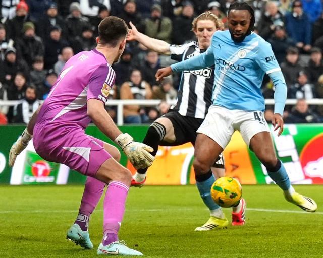 官方网站-林良锋：小黑屋看这么久，曼城还不是赢了？