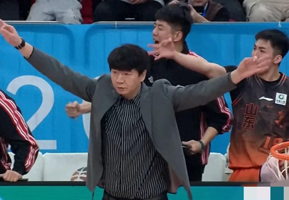 停不下来!109-82:CBA劲旅豪取8连胜 13记三分三人20+ 黑马惨败