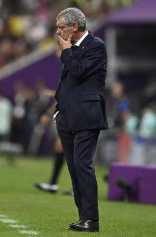 百家乐玩法-葡萄牙夺不了冠 桑托斯不用戒烟了 去留回国再定！